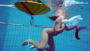 Czech Teen 18+ Undresses Quickly Underwater and Shows Her Body