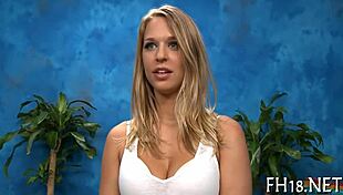 Sexy 18 year old girl 😘