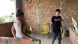 पहली बार मेरी बॉस की बड़ी चूत चोदता हूं और अंदर छोड़ता हूं