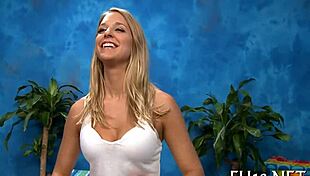 Sexy 18 year old girl 😘