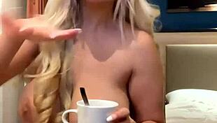 live streaming striptease with dirty talk by blondie fesser