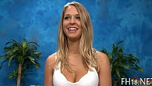 Sexy 18 year old girl 😘