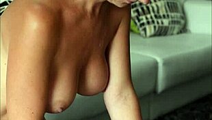 milf riding sybian to double orgasms