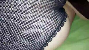 Secret fuck with my 18+ teen stepdaughter, we must be quiet or get caught 😏