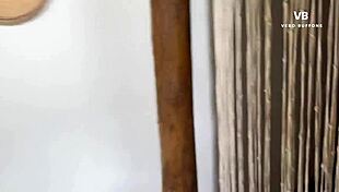 एथलेटिक लड़की ने डिस्काउंट के लिए चूत चुसवाई