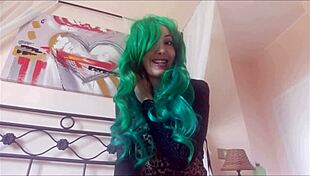 I Found Dirty Toilet Pics on Your PC, Darling, But I’m Fine