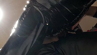 A Long Passionate Face Sitting Fuck to Orgasm