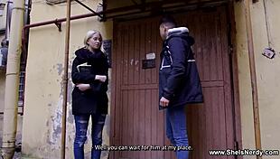 she's nerdy, but i tricked and fucked my naive gf 😏