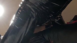 A Long Passionate Face Sitting Fuck to Orgasm