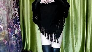 Eronekokun - Cute Demon Boy Performs Masturbation Trick for Bad Girls