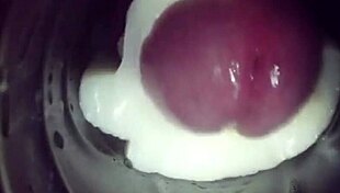 i'm usin' my fleshlight and gettin' a creampie insid it, it's so hot