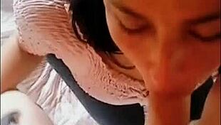 sexo duro y delicioso entre milf y latinoamericano