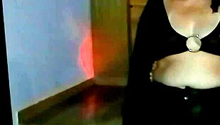 Husband films his wife sucking an 18-year-old guy with Portuguese subtitles.