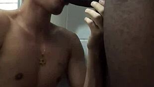 Pega��o com Muleque Sigiloso na Esta��o de Trem, Damn Hot Gay Action!
