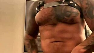 Viktor Rom Flexes Big Muscle Latino BBC with Tattooed Bodybuilder Neighbor