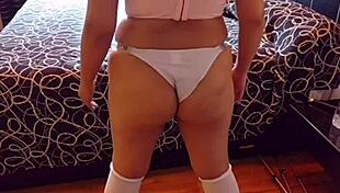 Fat Guy Fucks Curvy Girl!