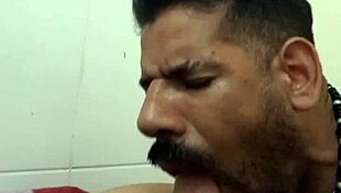 बॉस पर लालची चूसाई सीधे सोर्स से विटामिन लेकर जॉब पक्का किया