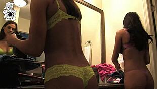 misty tongue fucks janessa hard