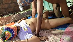 desi bhabhi squirts on devar during wild chudai in hindi hd vid