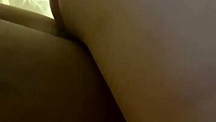 Big booty white girl in intense riding session