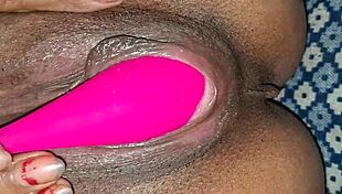 Desi Sexy Bhabhi Hard Dildo Fuck