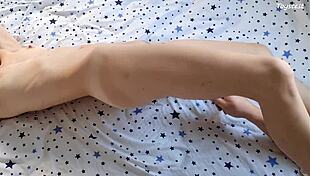 petite skinny milf hittin' them perfect orgasms every timee