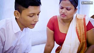 देसी इंडियन ग्रैंडसन स्टेप ग्रैंडमा को हार्ड पाउंड करता है