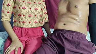 Indian Hot Big Boobs Girl Seduced Hard!