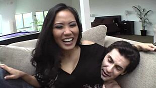 Jessica Bangkok craves to squirt on you long time