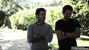 Two Cocks Fill Her Pussy In Group Play.