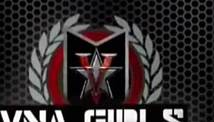 Becca Diamond's Curvy Lesbian Toy Play