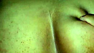 Neighborhood babe moans loudly during anal, turn up TV 😩