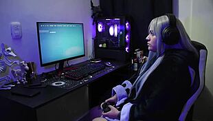 Otaku Slut Gets Banged While Playing Fortnite, So Hot!