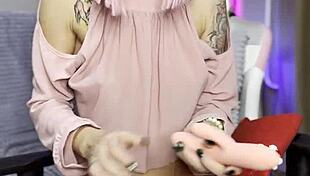 trying new santa's gift for my pussy and getting hot orgasm 😍