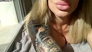 Perfect milf with big tits and ass 😍