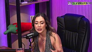 Rafa, the hot blonde queen of virtual sex, shows off her big tits in a steamy session