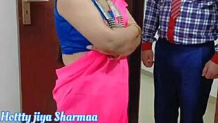 हेय, वाना सी दिस देसी हॉट सेक्स सेक्सी हाउसवाइफ के साथ टुनाइट?