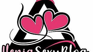 Sexy Italian Woman Gives Jerk Off Instructions in Desiderio Perverso ASMR Compilation