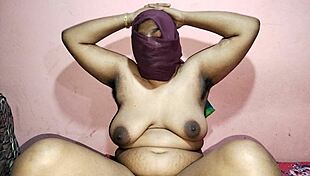 sharing a bed with stepmom and her friend leads to passionate fucking