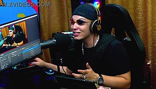 Martina Olivera in Public Glamour Sex Close-Up