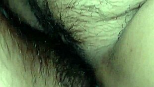 सौतेला बेटा सौतेली मां को मसाज कर गीली चूत चोदता कम तक