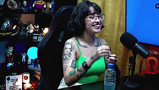 Martina Olivera in Public Glamour Sex Close-Up