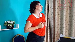 Sexretary secretary caught flashing pussy on office security cam, wild stuff!