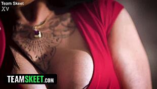 private show ~ two stepmoms fuck their stepsons in front of their friend