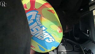 Ebony beauty with big ass gets quickie through shorts hole at car wash