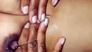 Colombian Bride Offers Her Natural Tits And Ass For Eating