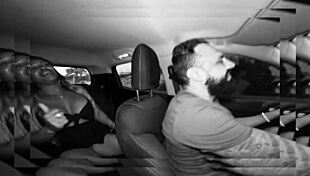 कार में लुकास ज़ाड और ऐन क्रिस्टल्ली के साथ, कसकर छेद और बहता हुआ अंत!