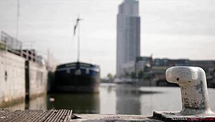 Hot Veronica Avluv takes big fat cock in wild anal ride