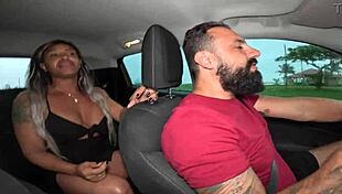 कार में लुकास ज़ाड और ऐन क्रिस्टल्ली के साथ, कसकर छेद और बहता हुआ अंत!