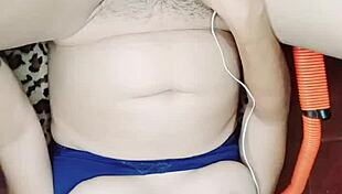 que sabroso se siente este enorme pollon bien profundo y mira como sale mi leche a chorros babe